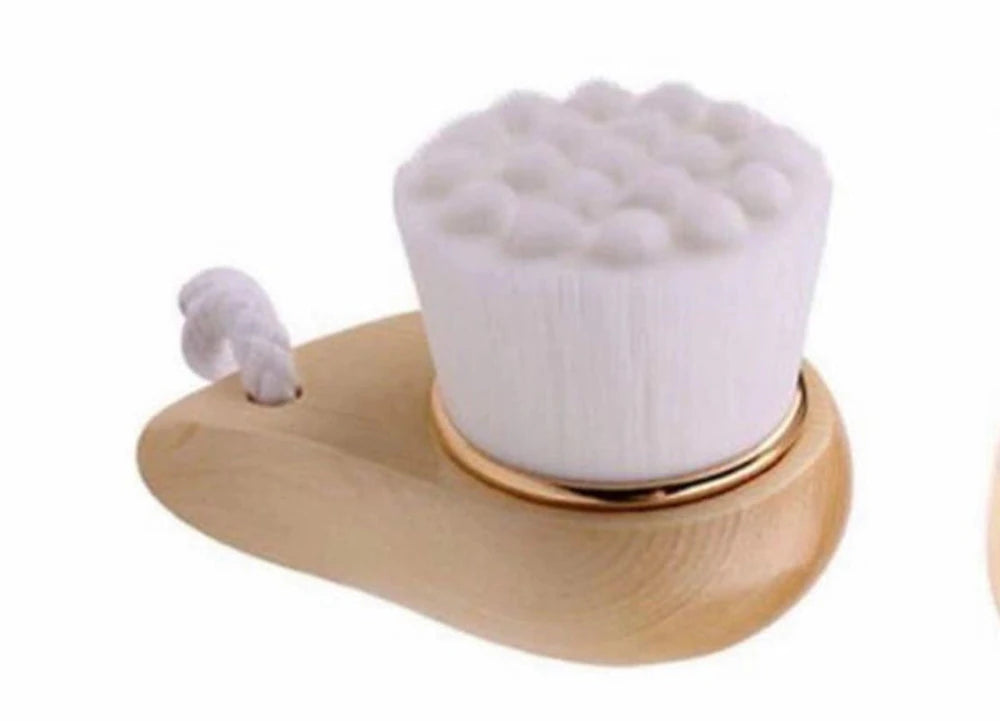 Bamboo Facial Cleansing Brush – Gentle Exfoliation
